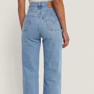 Levi's Ribcage Ripped Straight-Leg Jeans in Tango Swing